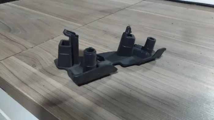 Suporte Lateral Traseiro Direito do Air-Bag Renault Fluence 2011 a 2018  *R