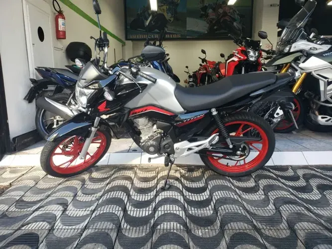 Honda titan s 160 2023 300 km