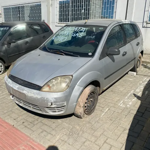 Sucata para Retirada de Peças Ford Fiesta 1.0 8V Zetec Rocam 2005
