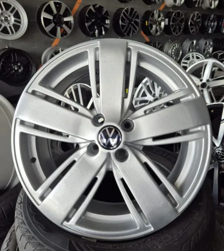Jogo de rodas Amarok aro 17 4x100 usadas