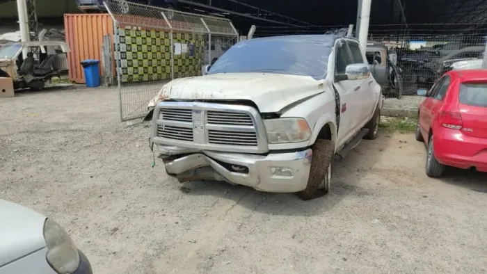 Dodge Ram 2500 6.7 4x4 Diesel 2012 Veiculo Destinado A Retirada De Peças