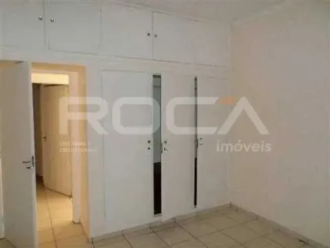 Casa à venda com 4 quartos no bairro Vila Seixas em Ribeirão Preto