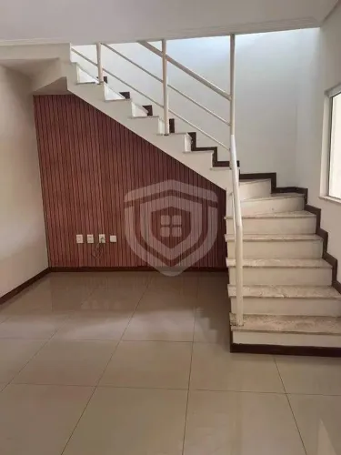 Casa Sobrado à venda com 2 suítes na Vila Vilani em Piratininga