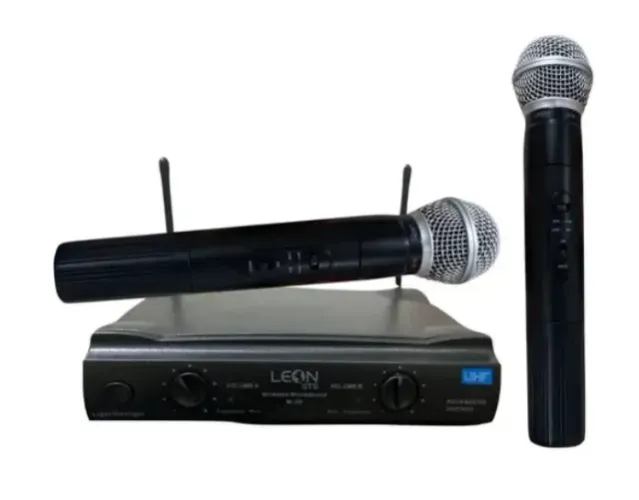 Microfone Duplo Profissional Uhf Karaoke Palestras Sem Fio Leon Novo na Caixa