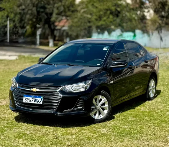 Onix turbo aut - baixo km - garantia fábrica 