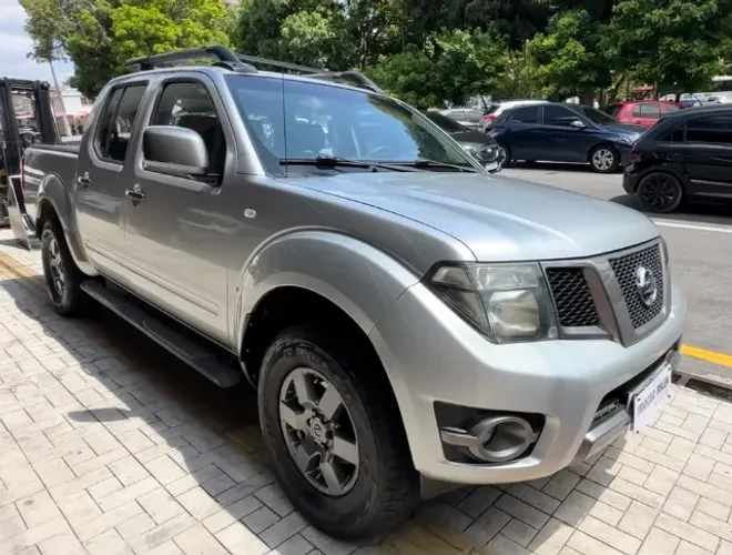 Nissan Frontier SV At.cd 4X4 2.5 TB Diesel Mec. 2015