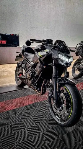Kawasaki Z650 23/24