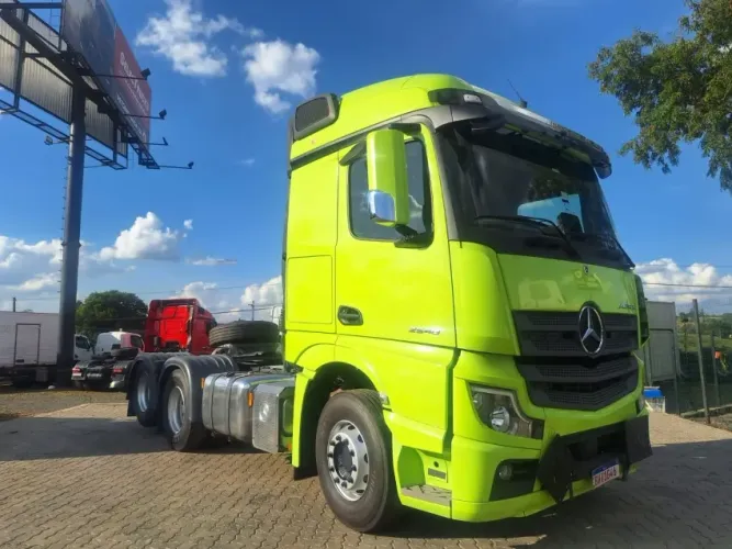 Mercedes-Benz Actros 2548 6x2 2022.