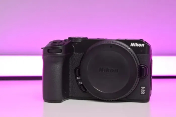 Câmera Nikon Z 30 Mirrorless - Nova - Menos De 1K Clicks
