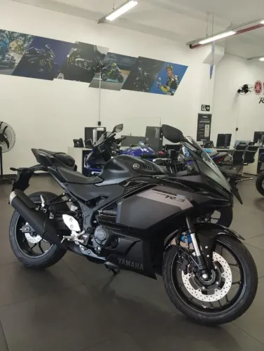 YAMAHA R3 ABS CONNECTED 2026 - cartão em até 21x (consulte condições) - FINANCIAMENTO