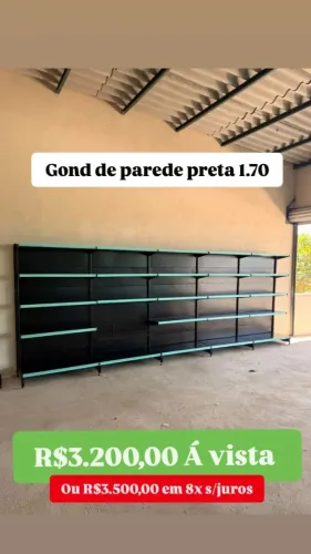 Gôndola de parede preta NOVAS