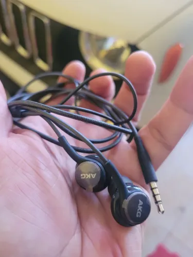 Fone AKG P2 ORIGINAL novo em Samambaia Sul (Aceito cartão)