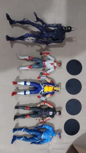 Flash e BAF - MacFarlane Toys