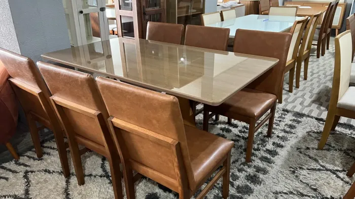 Mesa de jantar nova completa de madeira pronta entrega