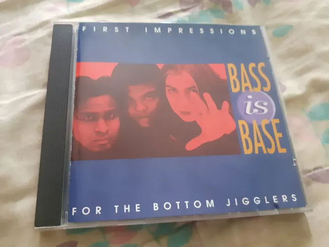 BASS IS BASE CD FIRST IMPRESSIONS...IMP. CANADA ELETRONIC SOUL FUNK