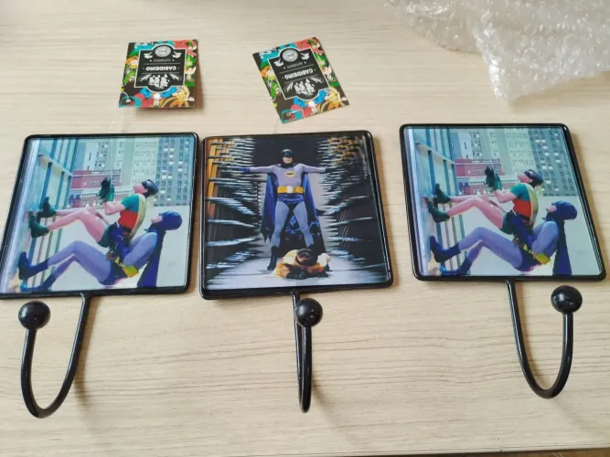 Cabideiros de VIDRO AUTHENTIC - VINTAGE - BATMAN e ROBIN - total 3 unidades