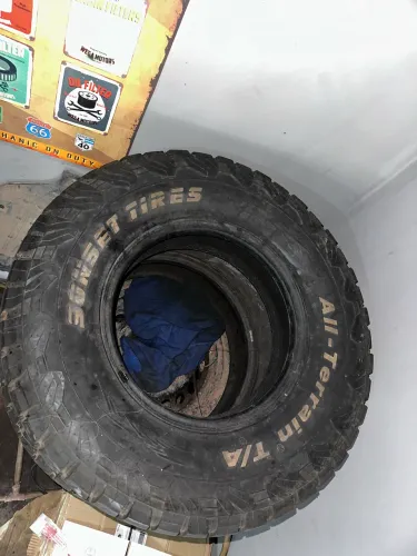 Pneus 265/75R16 aro 16 