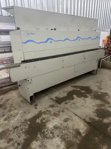 Coladeira de bordas HOMAG DKR 130