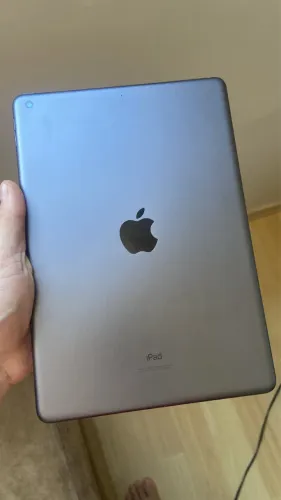 iPad 9th 64gB prata