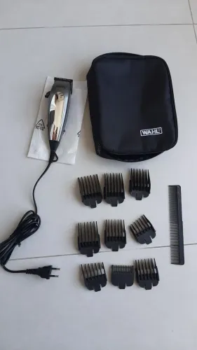 Maquina de cortar cabelo Wahl,  seminova
