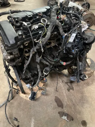 Motor e caixa THP 208 1.6 