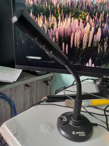 Microfone de mesa P2