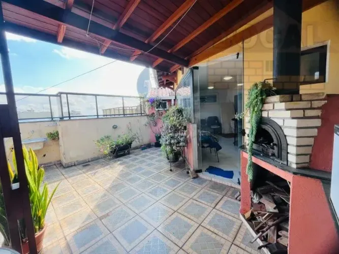 Cobertura à venda em Taboão da Serra-SP, Chácara Agrindus: 2 quartos, 1 sala, 2 banheiros,