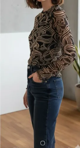 Blusa de tule DRESS to R$ 25