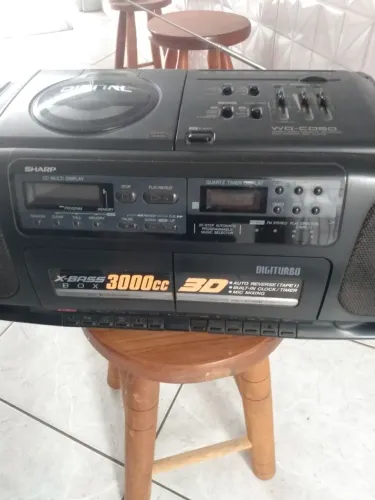 Vendo aparelho de som 3em 1 Sharp XBass Box 3000cc 3D em ótimo estado por 450 reais 