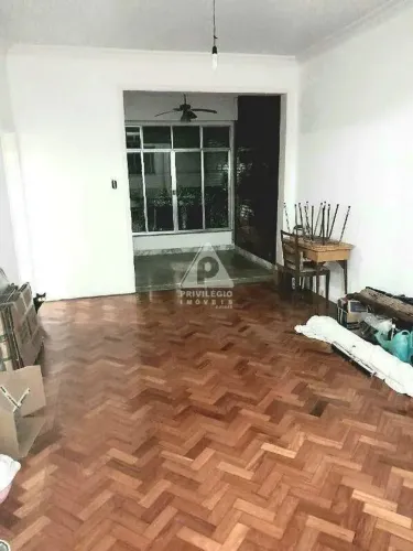 Apartamento 2 quartos (108m²) de frente em Laranjeiras  venda R$ 945.000