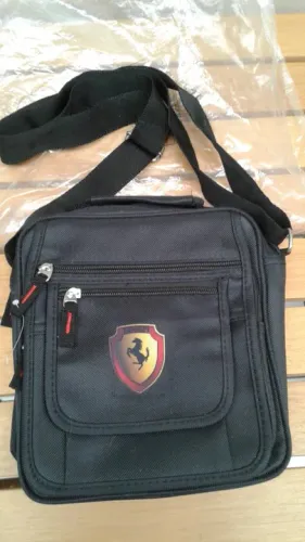 Bolsa De Ombro Shoulder Bag Ferrari Com Alça