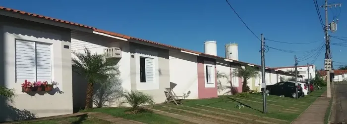 Casa original Cond. Rio Claro - PREÇO ÓTIMO!