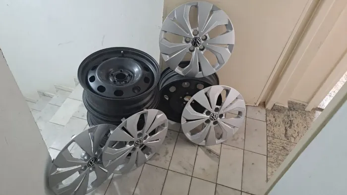 Roda de Ferro aro 16 + Calotas zerados
