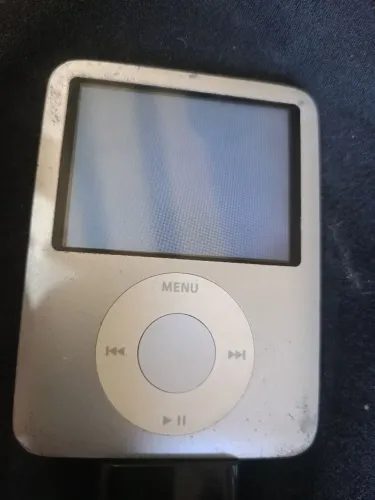 Preco de Black FRIDAY,  iPod Nano de 3ª geração, APPLE, LEIA O ANÚNCIO 