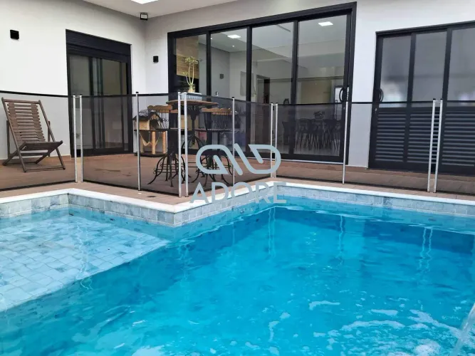 Casa à venda no Condomínio Lagos D'icaraí - Salto/SP