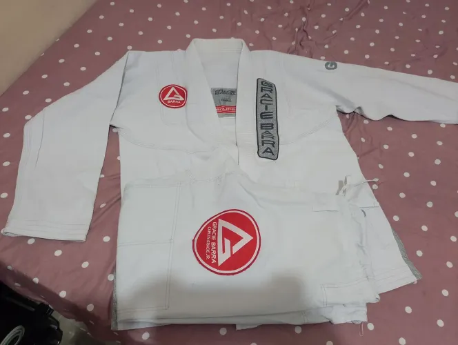 Kimono Gracie Barra GB1 - A4