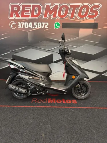 LINDY 125