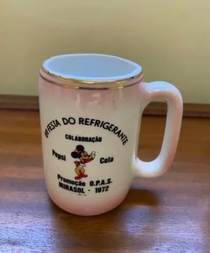 CANECA VINTAGE - 6ª FESTA DO REFRIGERANTE- MIRASSOL -1972