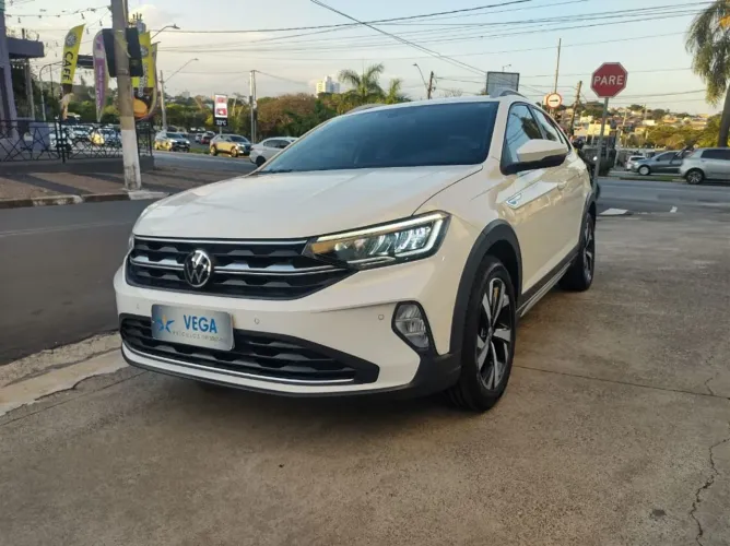 Volkswagen Nivus Highline 1.0 200 TSI Flex AUT 2022