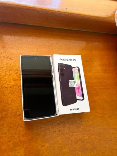 Samsung Galaxy A35 COM A CAIXA