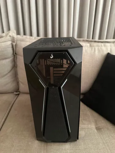 Gabinete Gamer Black | Lateral em Vidro Temperado | Excelente Estado