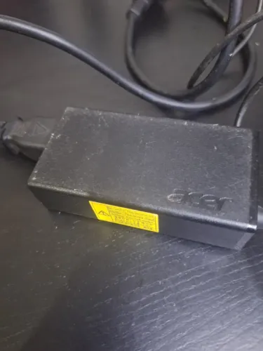 Fonte de Alimentação Acer 65W AC 19V 3.42A 65W ORIGINAL (Modelo PA-1650-86)
