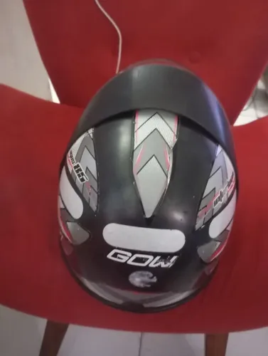 3 capacete usado