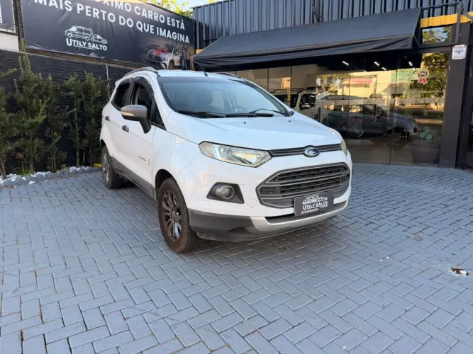 Ford Ecosport Freestyle 1.6 16V Flex 5P 2014