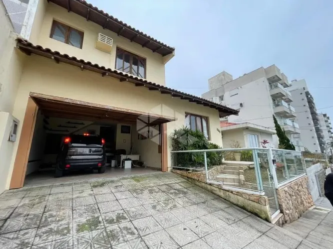 Casa Residencial 236M² - para Alugar