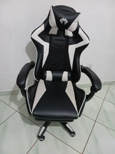 Cadeira Gamer / Escritório Ergonômica Preto e Branco com Almofadas