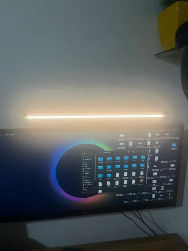 Luminária portátil para mesa/computador