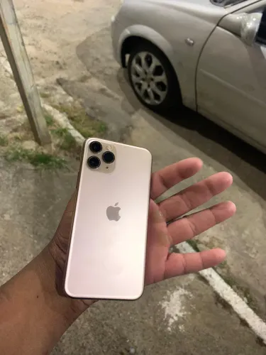iPhone 11 Pro