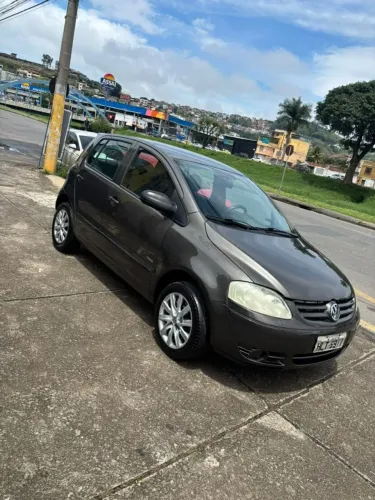 Volkswagen Fox City 1.0mi/ 1.0mi Total Flex 8V 3P 2010