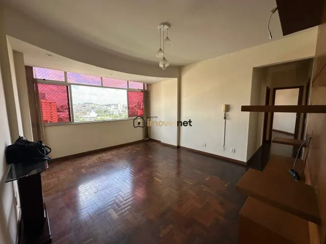 Apartamento 3 Quartos com Vista para a Praça da Estação | Floresta | 110 m²